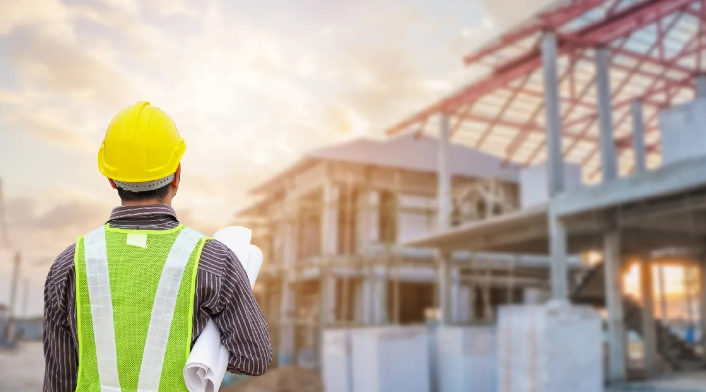 Profesionales en edificación de naves industriales